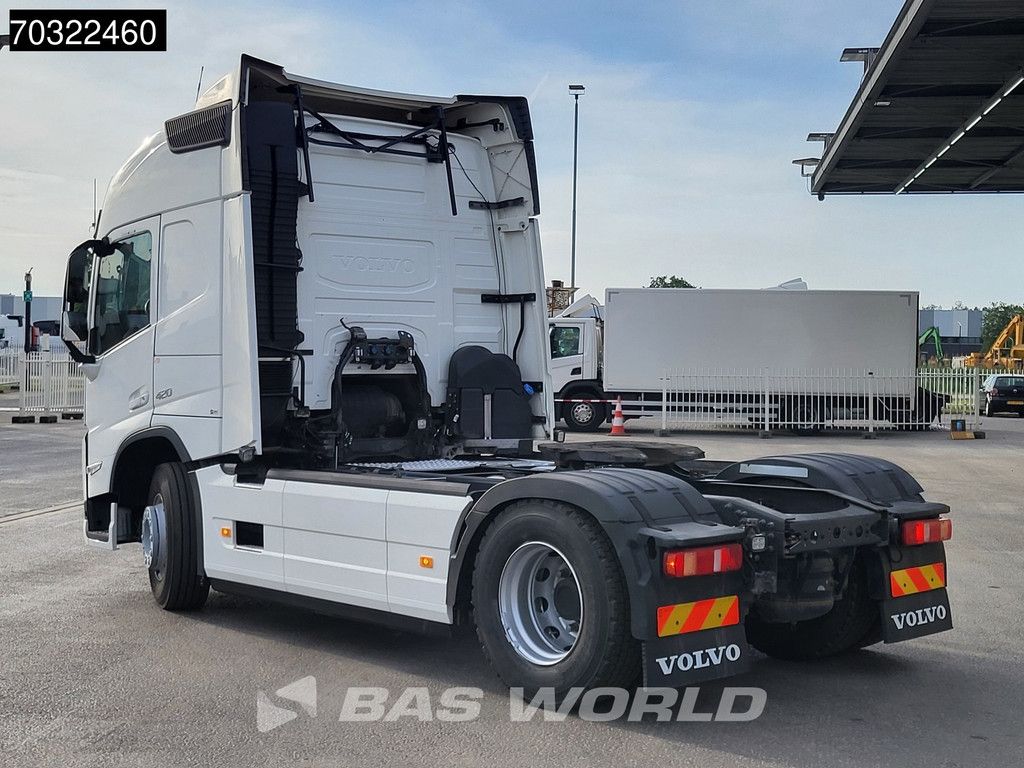 Volvo FM 420 4X2 New model Globe