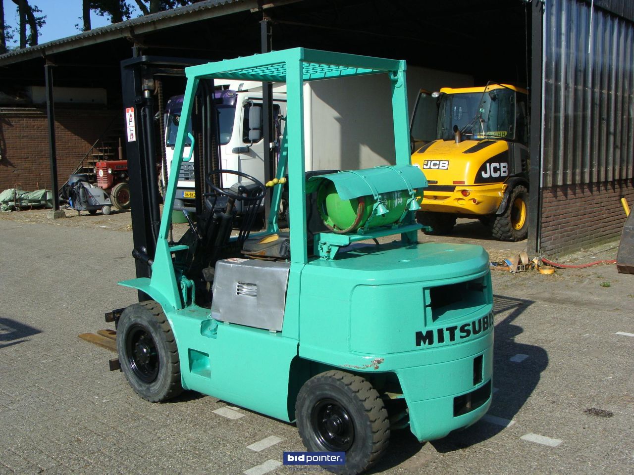 Mitsubishi 2.5 ton, LPG