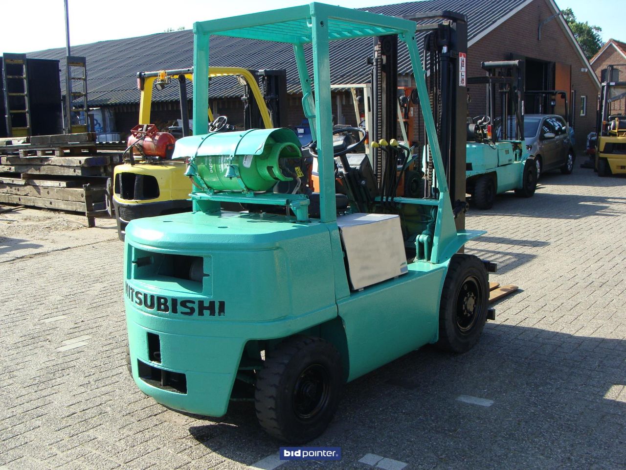 Mitsubishi 2.5 ton, LPG