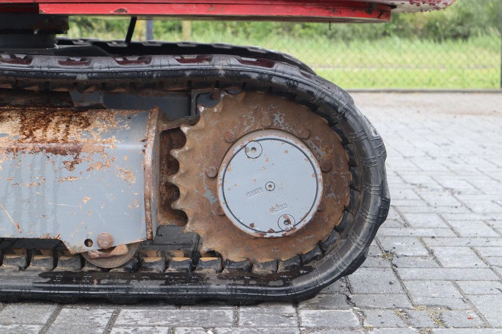 Takeuchi TB 235-2 | TILT COUPLER | 3X BUCKET | HAMMER / SHEAR