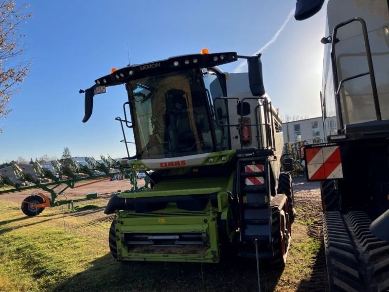 Claas MÄHDRESCHER LEXION 8600TT