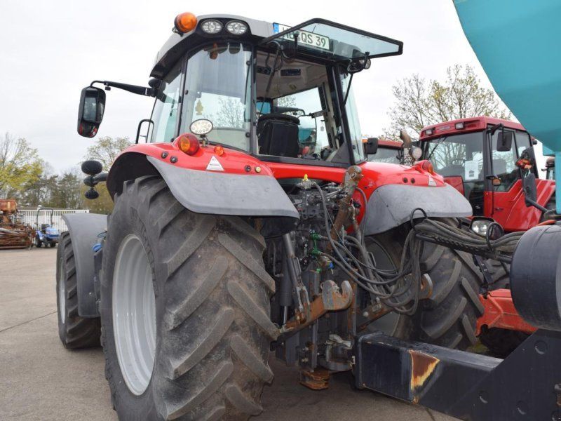 Massey Ferguson 7718 S