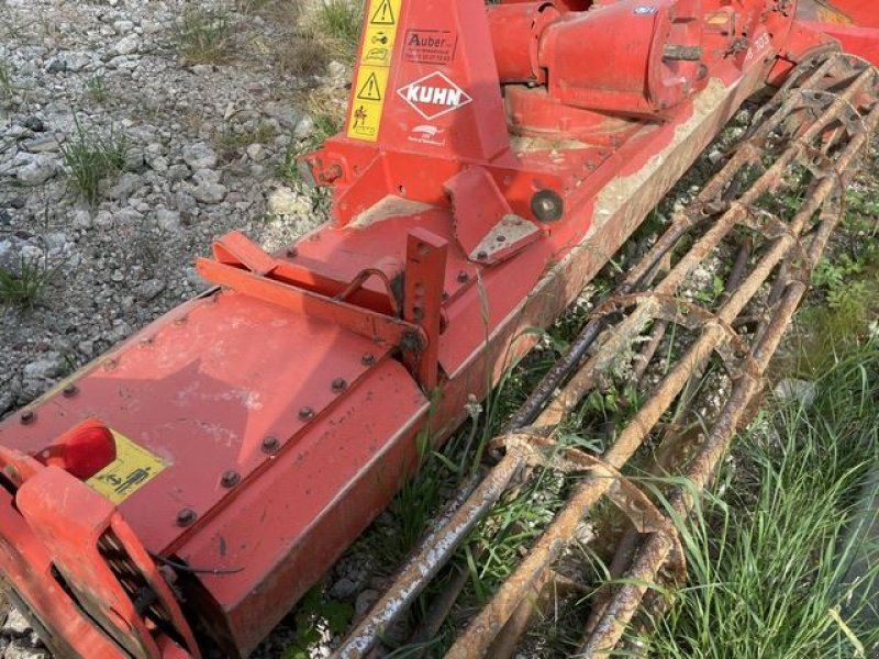 Kuhn HR303D