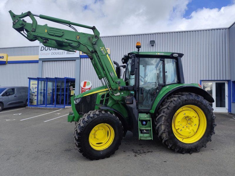 John Deere 6100M