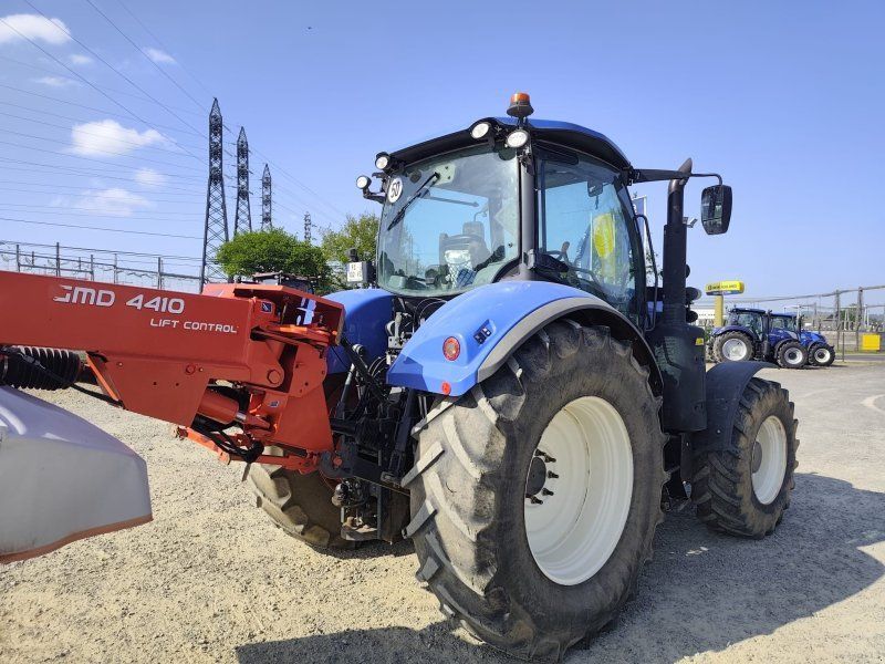 Kubota M7132