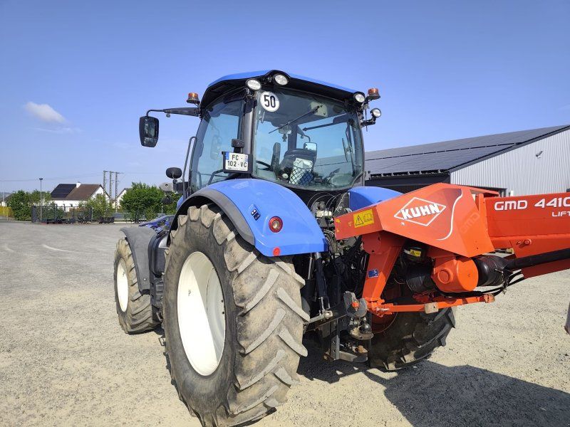 Kubota M7132
