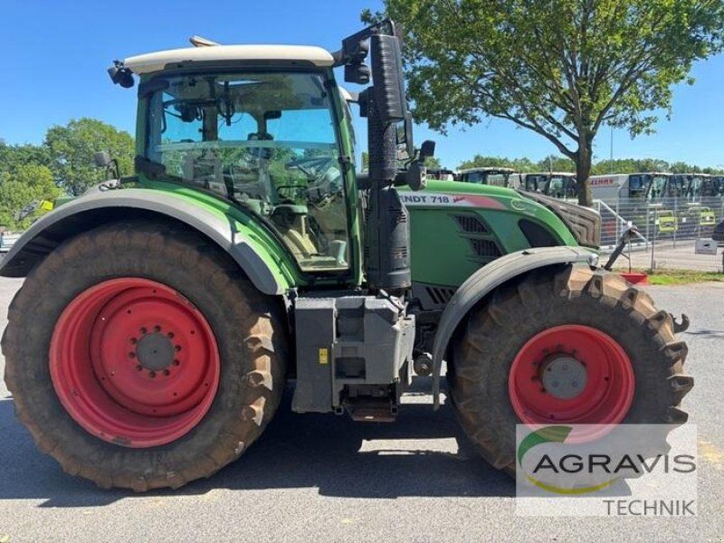 Fendt 718 VARIO S4 Profi
