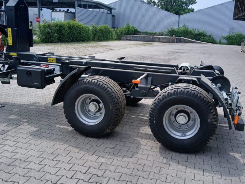 Pronar T 185/1