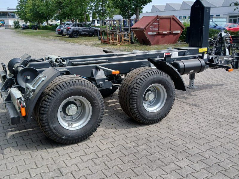 Pronar T 185/1