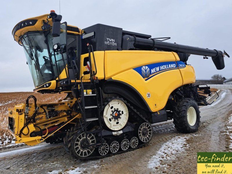 New Holland CR 8.90 Raupe
