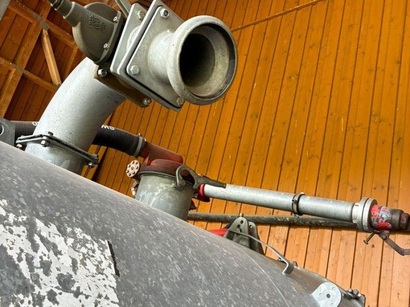 Vakutec VA 6150 mit Güllewerfer