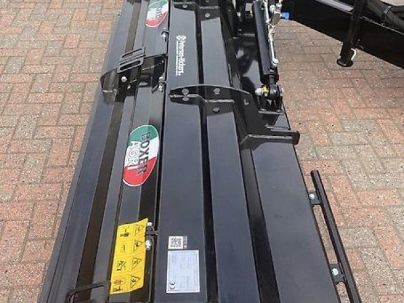 Boxer Black Schlegelmäher 220