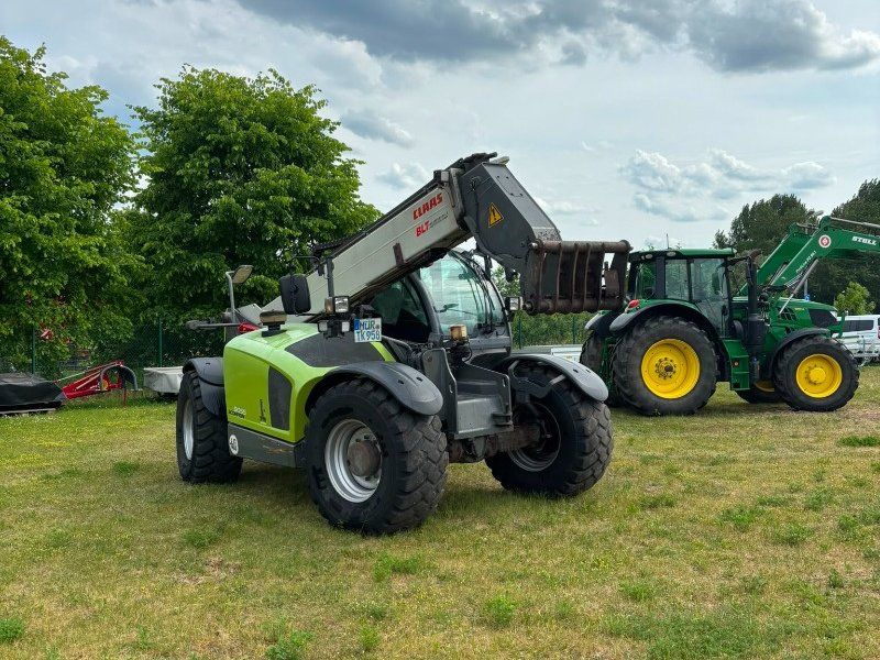 Claas Scorpion 9055