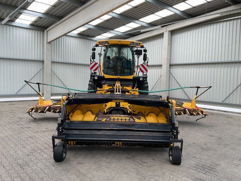 New Holland FR 700