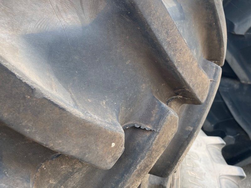 Mitas 320/85R32