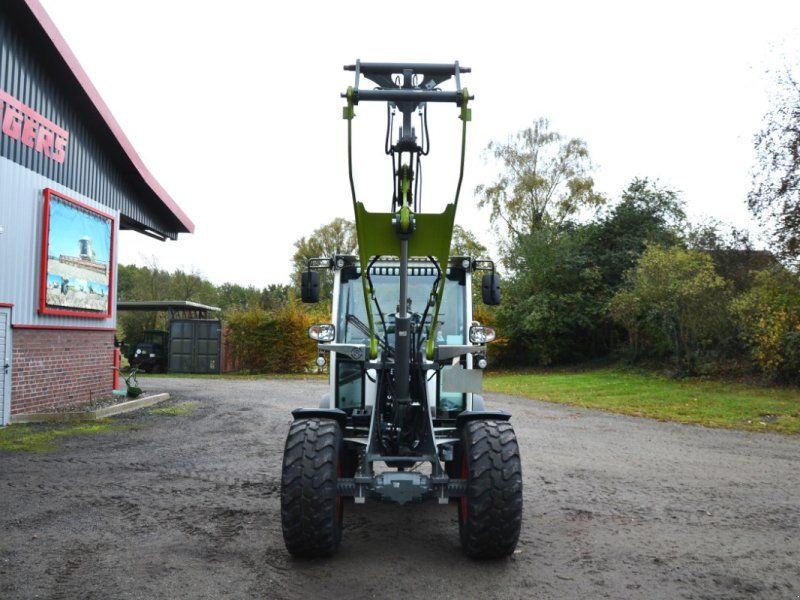 Claas TORION 535