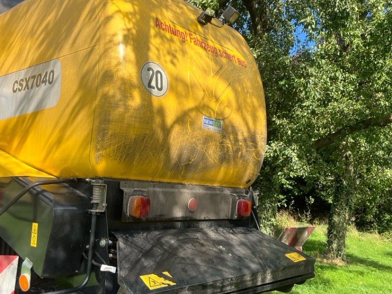 New Holland CSX 7040