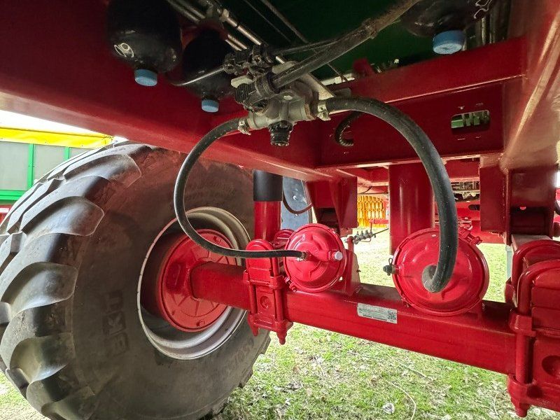 Kröger MUK 303
