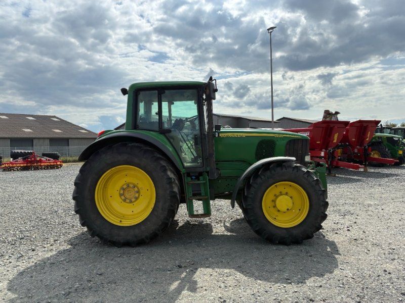 John Deere 6620