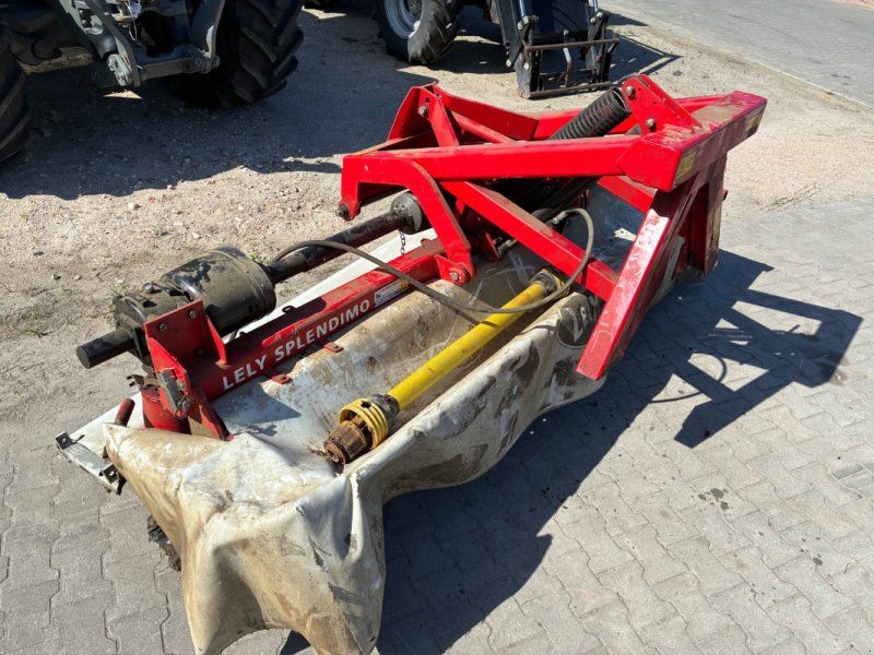 Lely 320F