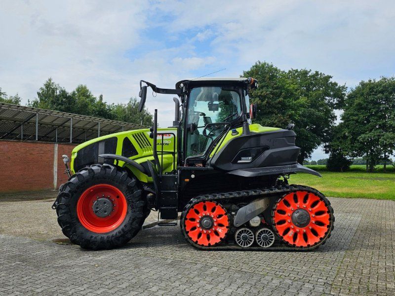 Claas Axion 930 TT