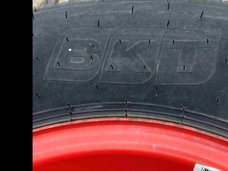 BKT 16.0/70 R20 Kompletträder ET-100 10/281/335