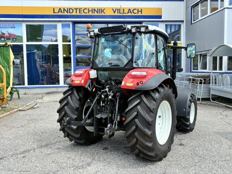 Steyr Kompakt 4085 Komfort 1