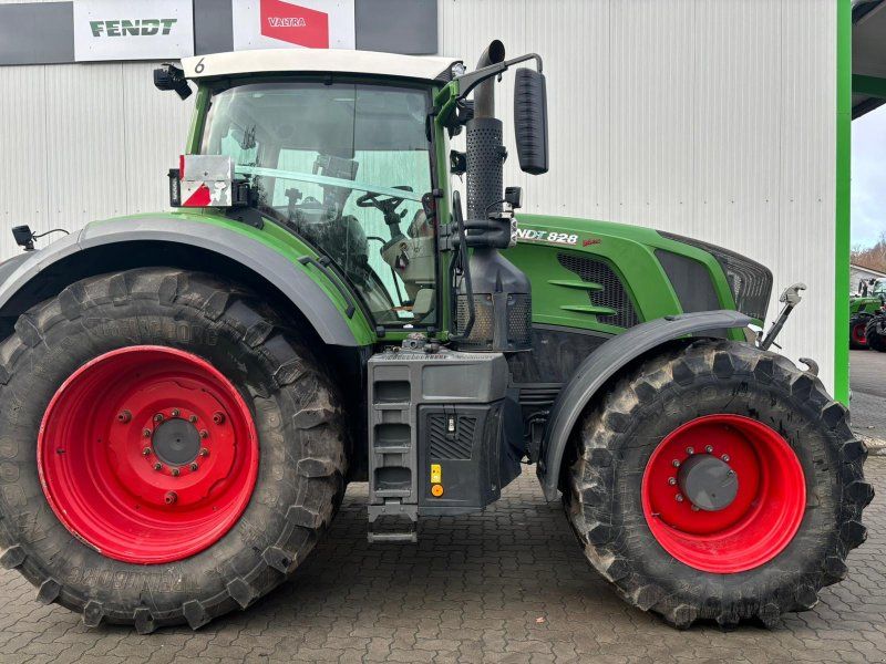 Fendt 828 Vario S4 Profi Plus