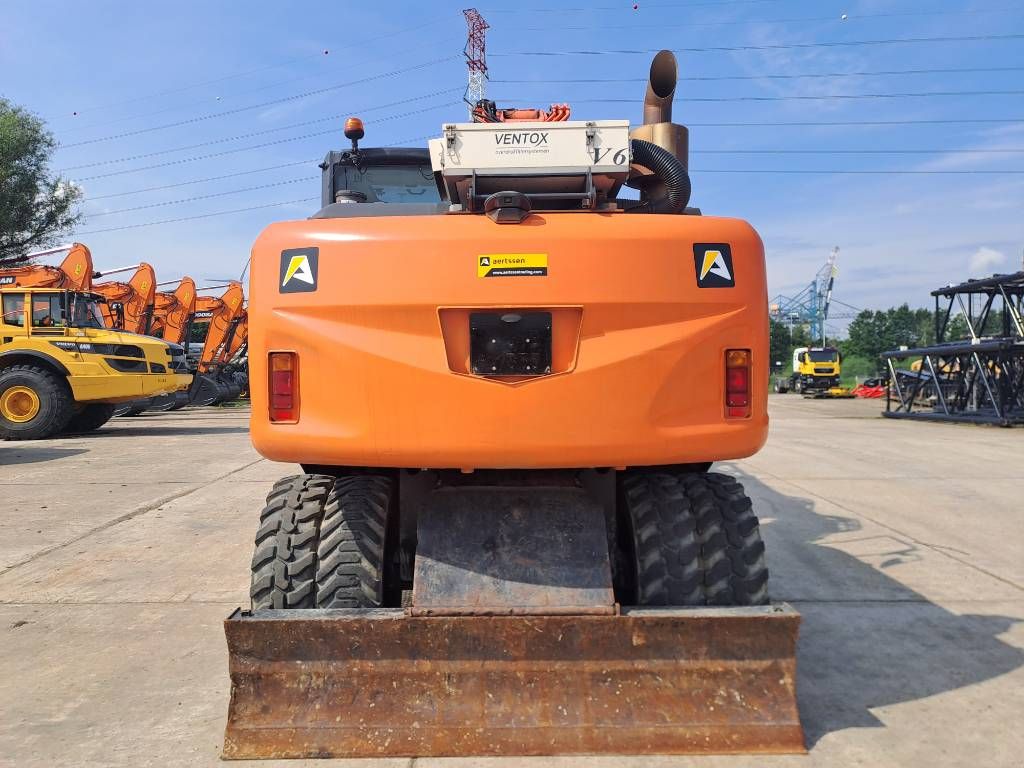Hitachi ZX170W-5B