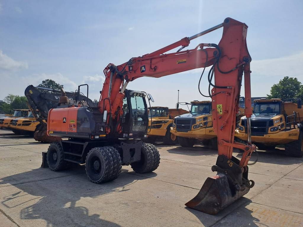 Hitachi ZX170W-5B