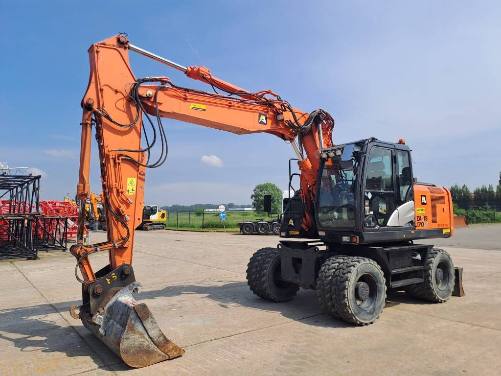 Hitachi ZX170W-5B
