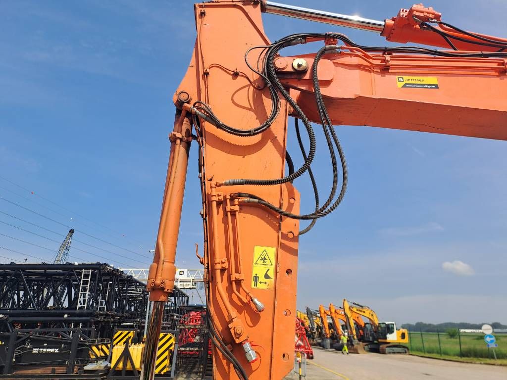 Hitachi ZX170W-5B