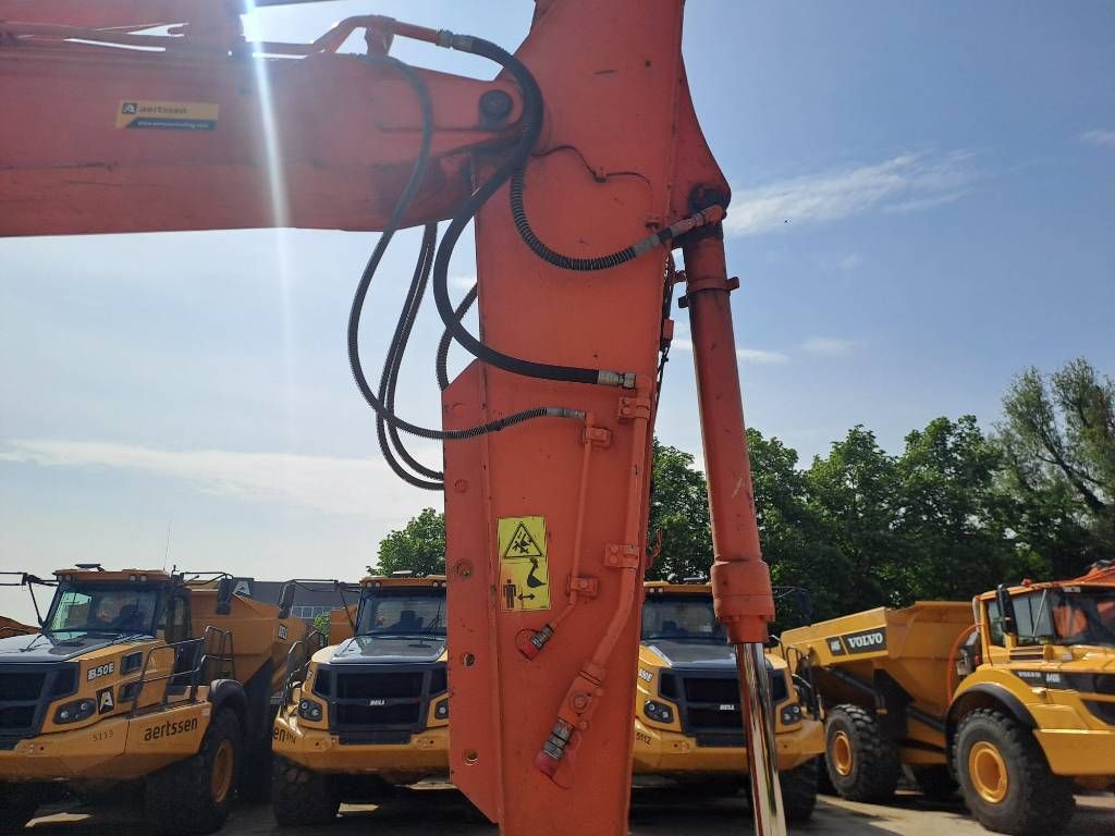 Hitachi ZX170W-5B