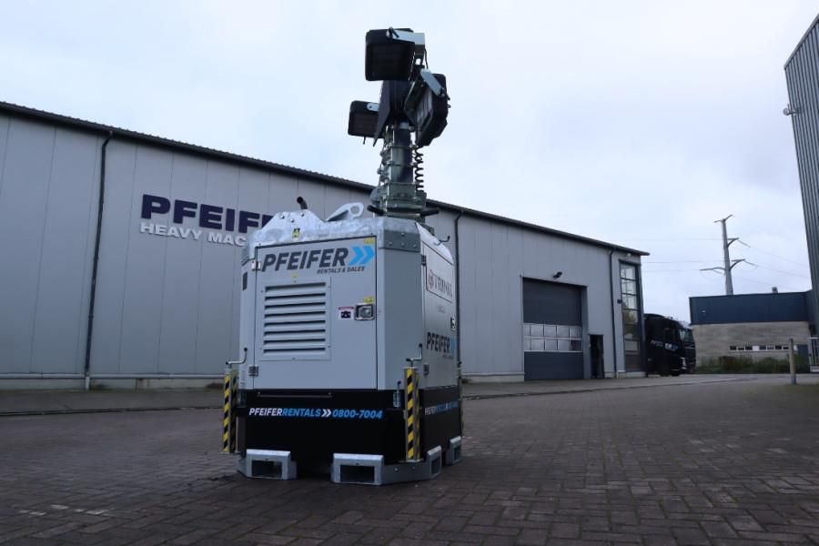 Trime X-BOX 4x320W Valid inspection, Hydr. Vertical towe