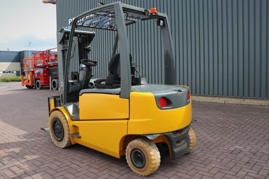 Jungheinrich EFG535 Electric, Lifting Height 4700mm, Freelift 1
