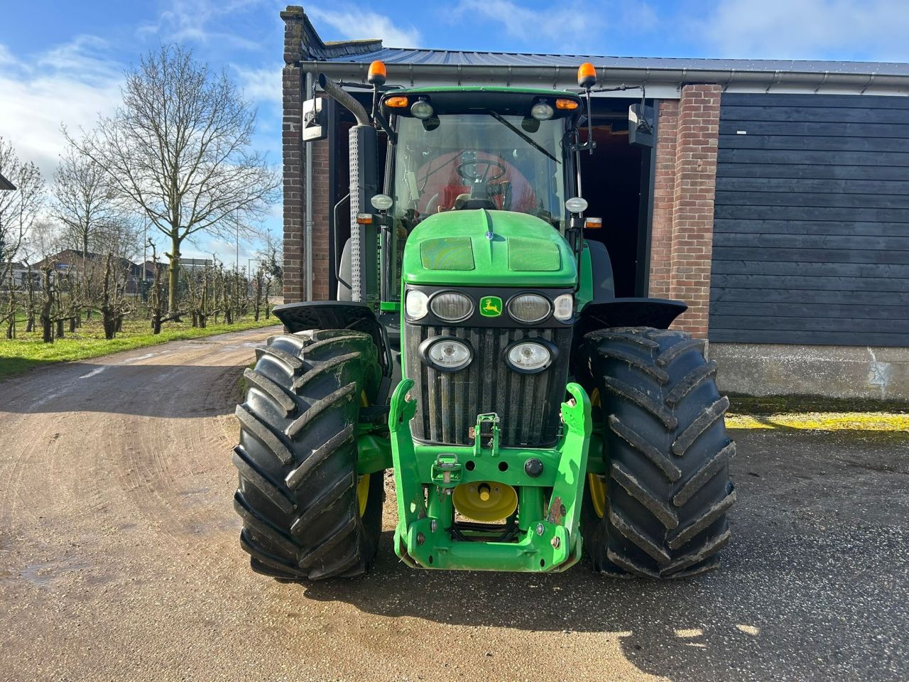 John Deere 7830