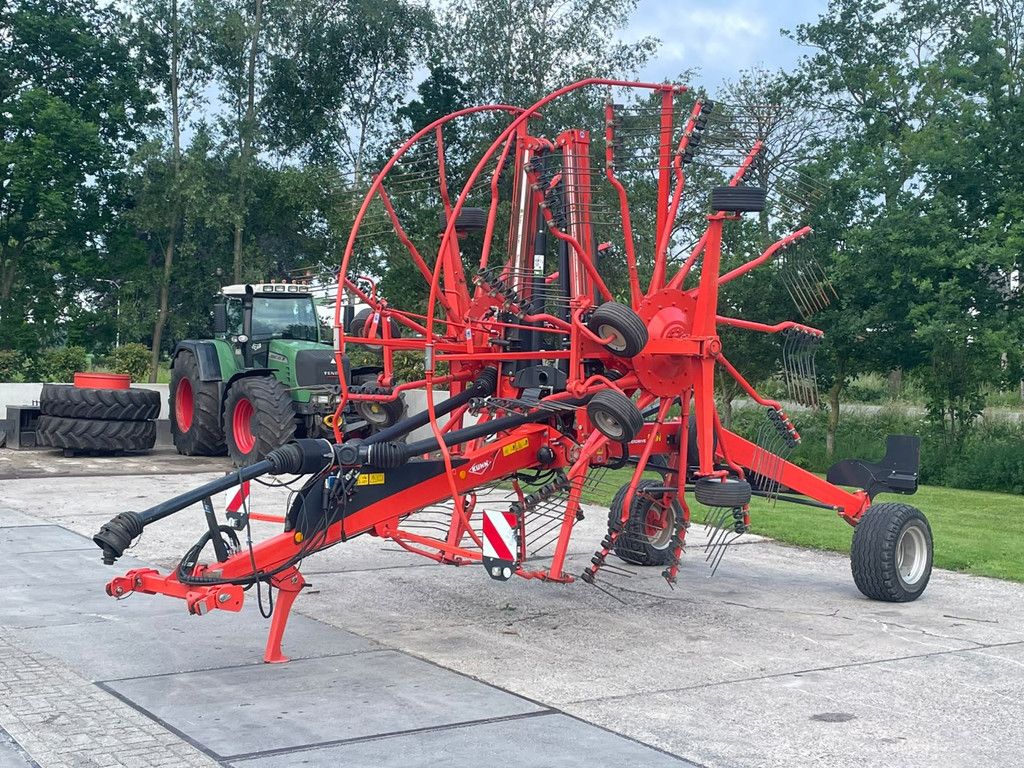 Kuhn GA 8731 Zwadhark - Midden afleg - enkel heffend