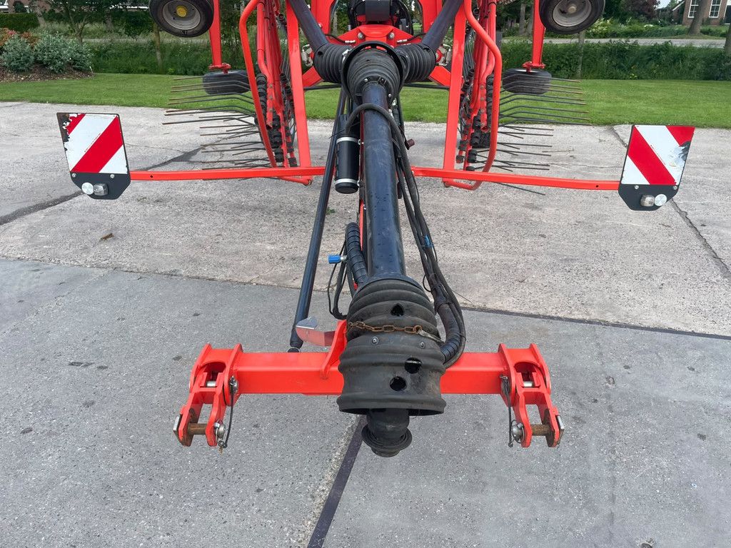Kuhn GA 8731 Zwadhark - Midden afleg - enkel heffend