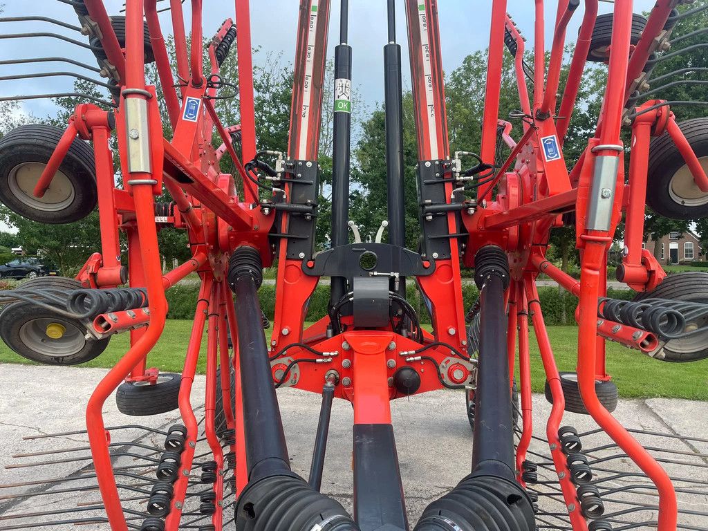 Kuhn GA 8731 Zwadhark - Midden afleg - enkel heffend