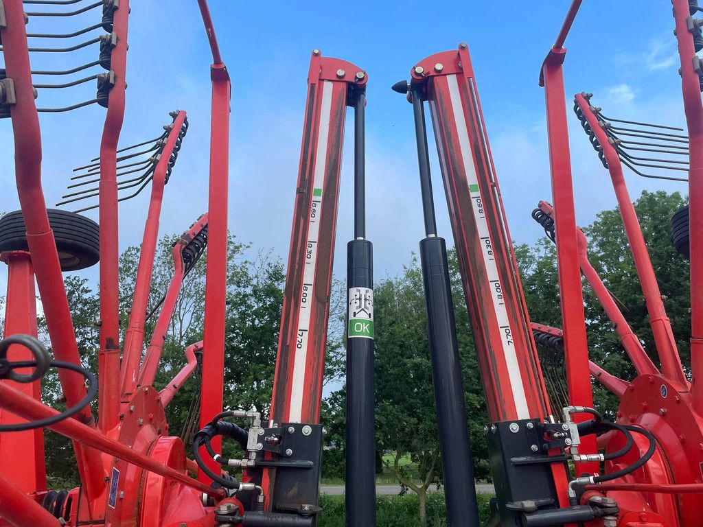 Kuhn GA 8731 Zwadhark - Midden afleg - enkel heffend