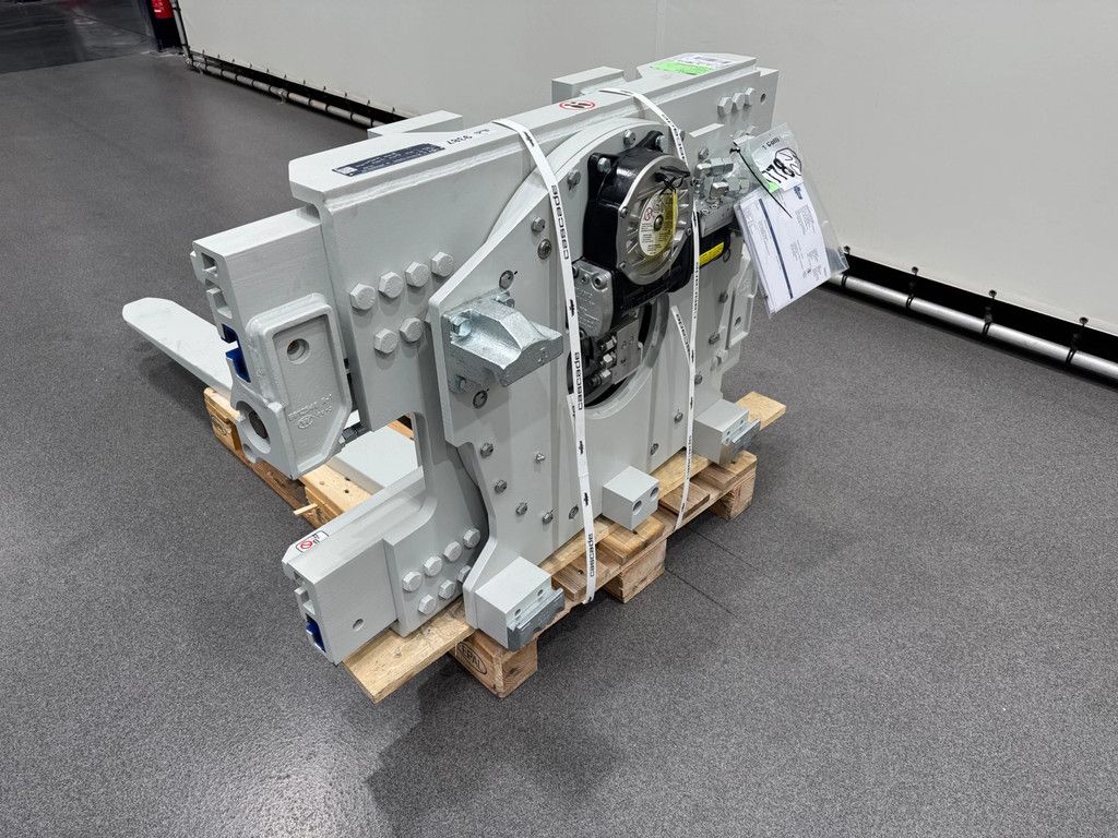 Cascade 28J-CFR-3A-173084RO