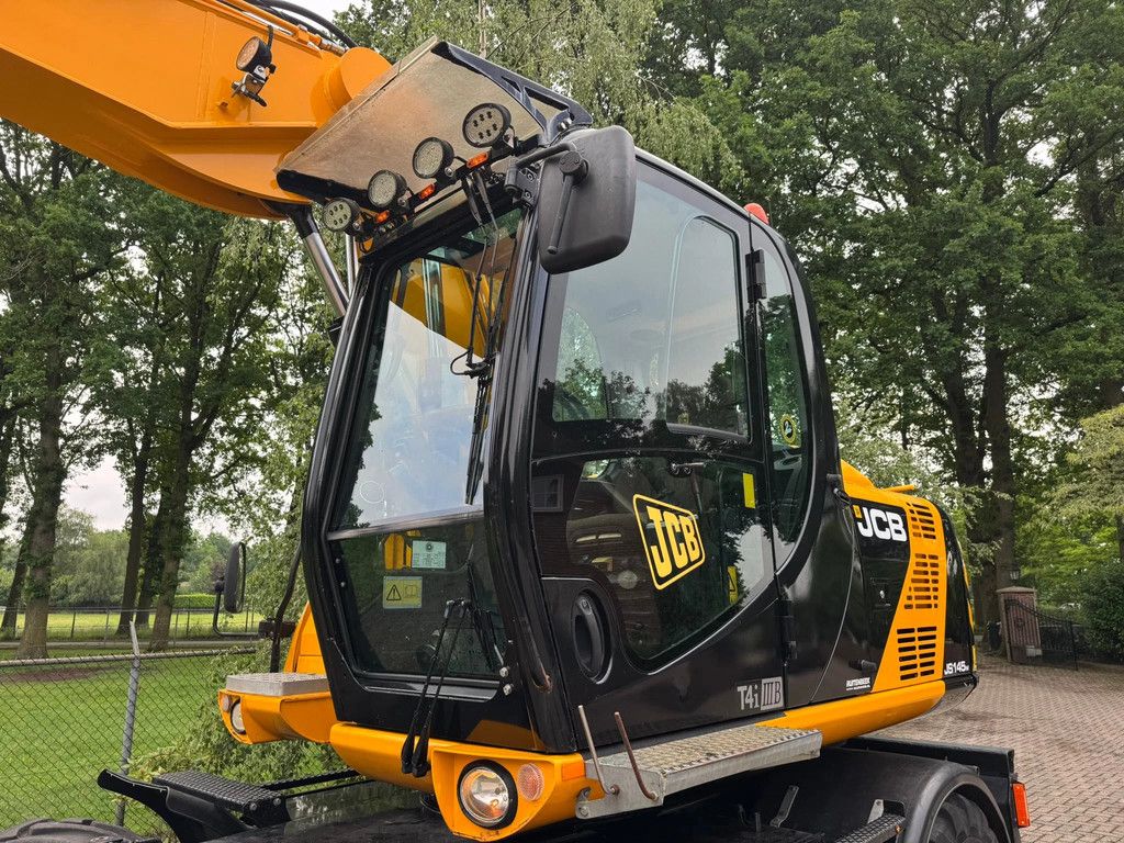 JCB JS145W Mobiele kraan met Draaikantelstuk DKS