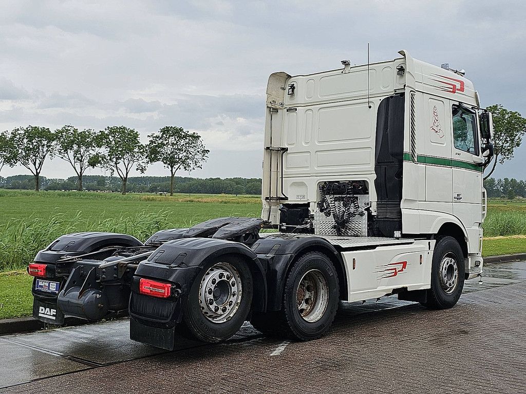 DAF XF 530 6x2 ftr spacecab