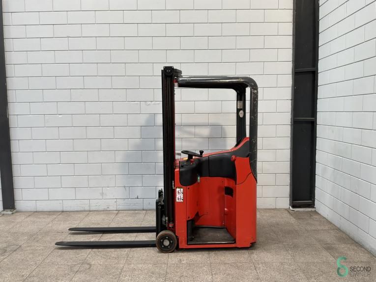 Stapelaars Elektrisch Linde E10 2008 Triplex