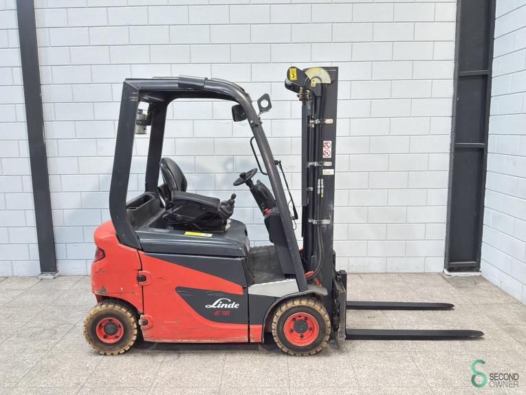 Heftrucks Elektrisch Linde E16P 2021 Triplex