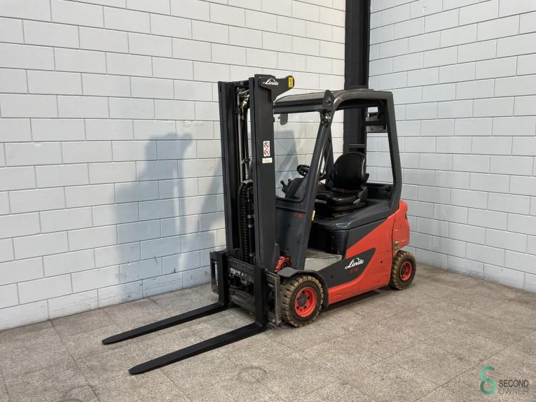 Heftrucks Elektrisch Linde E16P 2021 Triplex