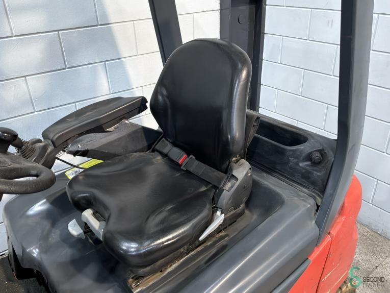 Heftrucks Elektrisch Linde E16P 2021 Triplex
