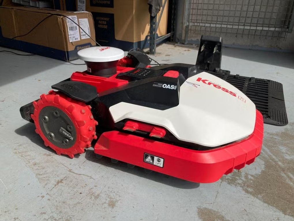 Kress KR233 RTKⁿ 12.000 m² GPS robotmaaier compleet