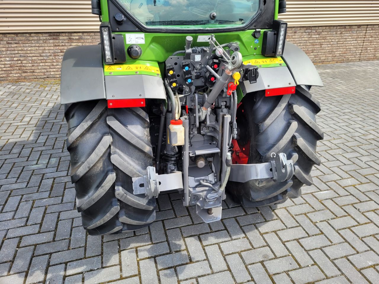 Fendt 211 vario ( 209-210 )
