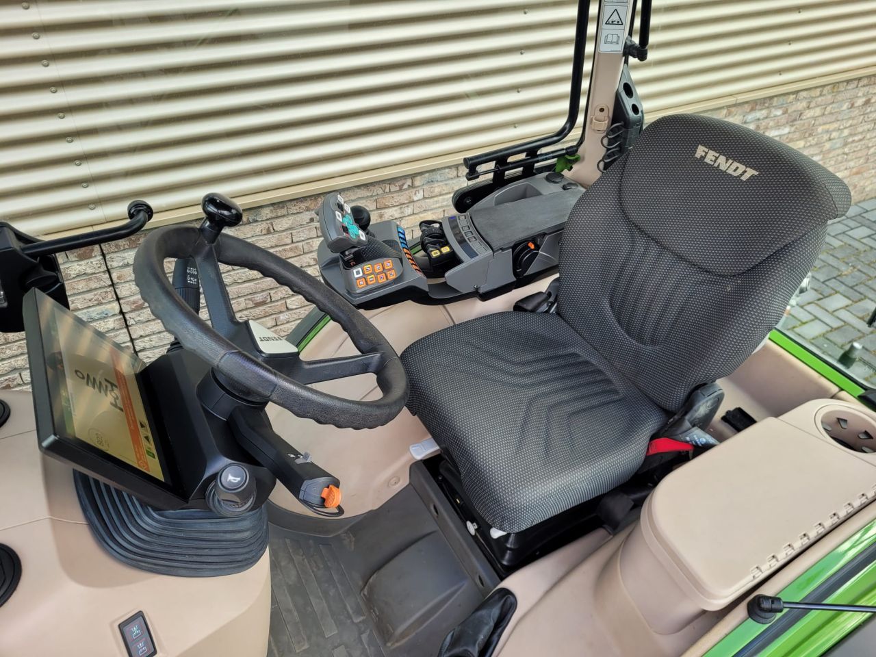 Fendt 211 vario ( 209-210 )